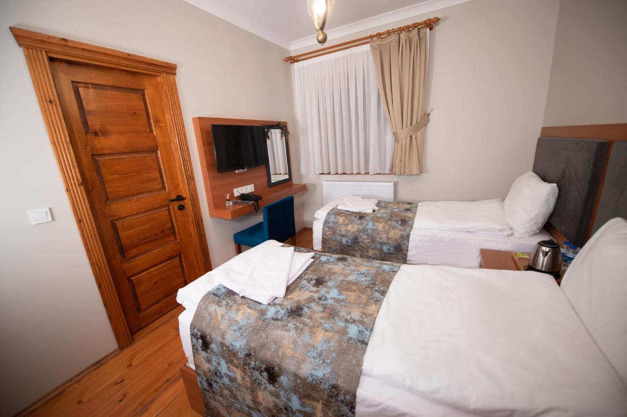 Ahiska Palas Otel Kars Buitenkant foto
